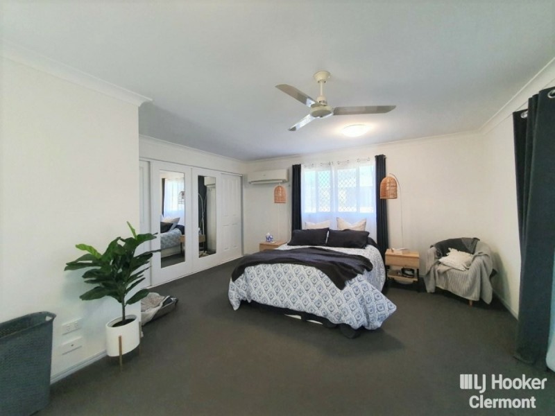 11 Tropic Street, Clermont QLD 4721