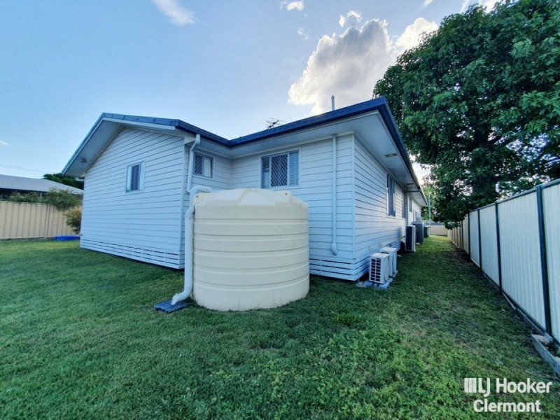 11 Tropic Street, Clermont QLD 4721