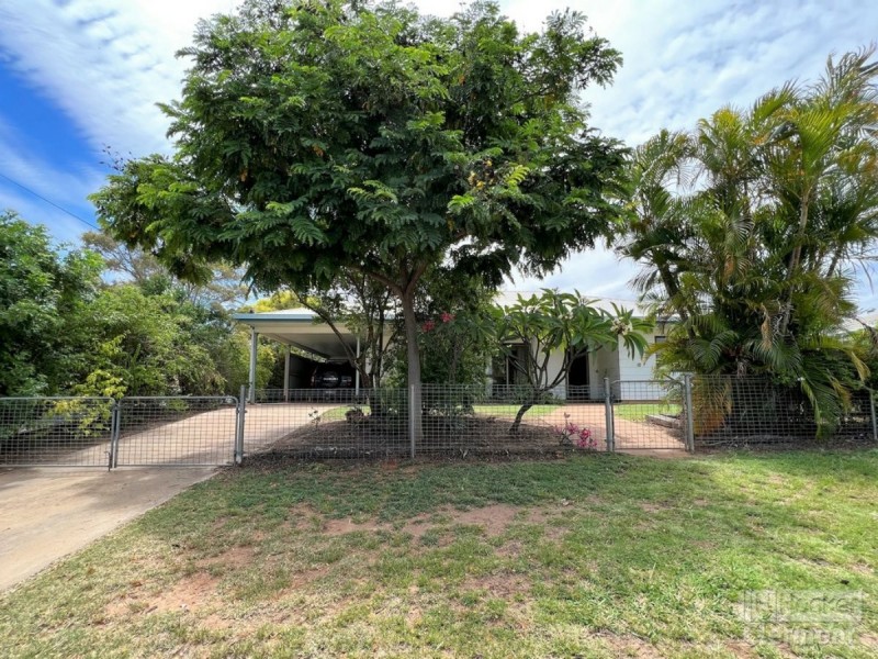 11 Carina Crescent, Clermont QLD 4721