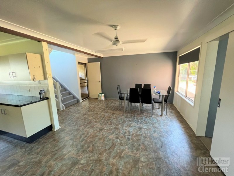 31 Douglass Street, Clermont QLD 4721