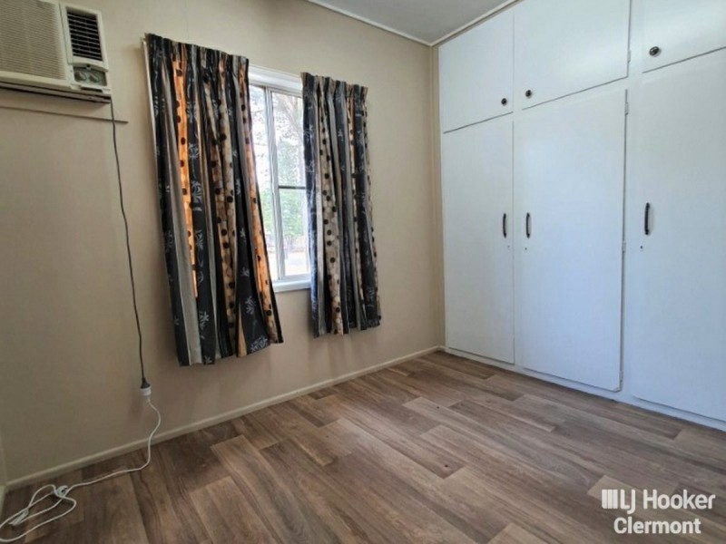 Unit 1 & 2/25 Douglass Street, Clermont QLD 4721