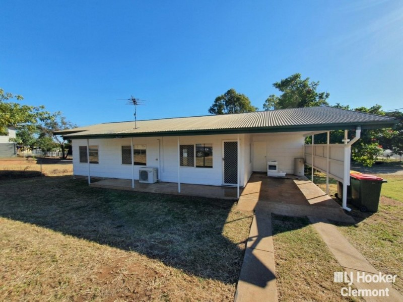 Unit 1/2 Blamey Street, Clermont QLD 4721