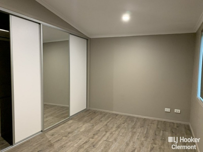 25 Jellicoe Street, Clermont QLD 4721