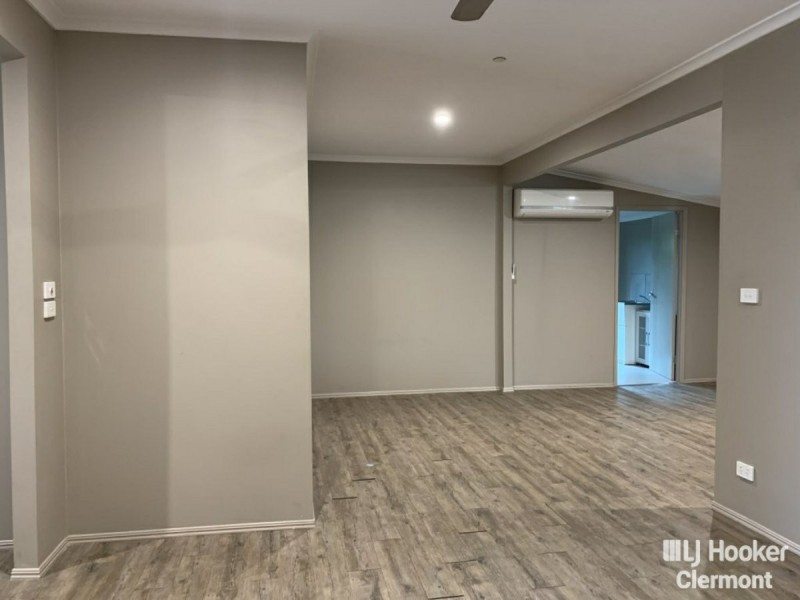 25 Jellicoe Street, Clermont QLD 4721