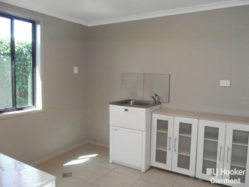 25 Jellicoe Street, Clermont QLD 4721
