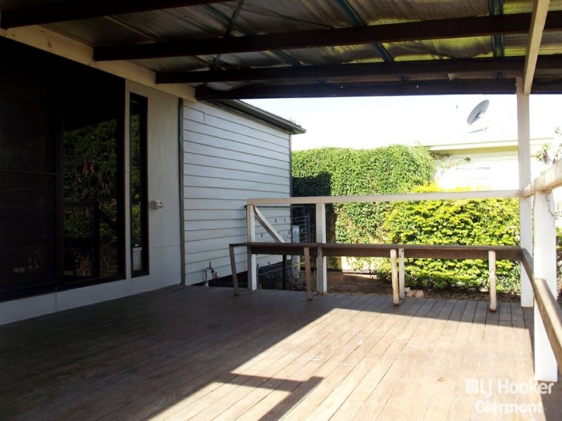 25 Jellicoe Street, Clermont QLD 4721