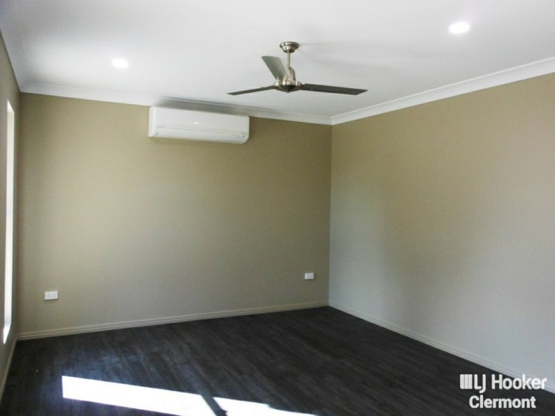 25 Jellicoe Street, Clermont QLD 4721