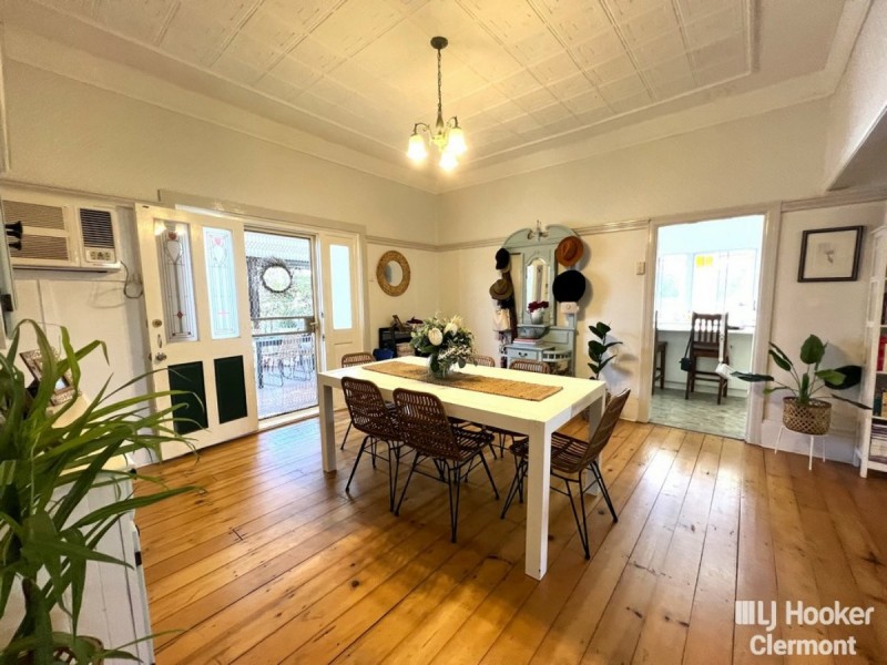 44 Mimosa Street, Clermont QLD 4721