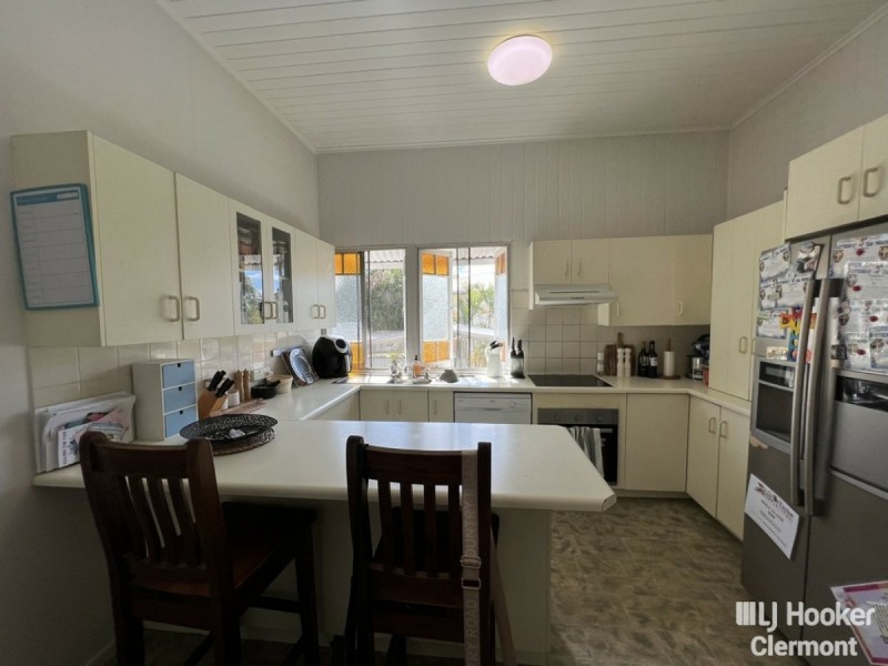 44 Mimosa Street, Clermont QLD 4721