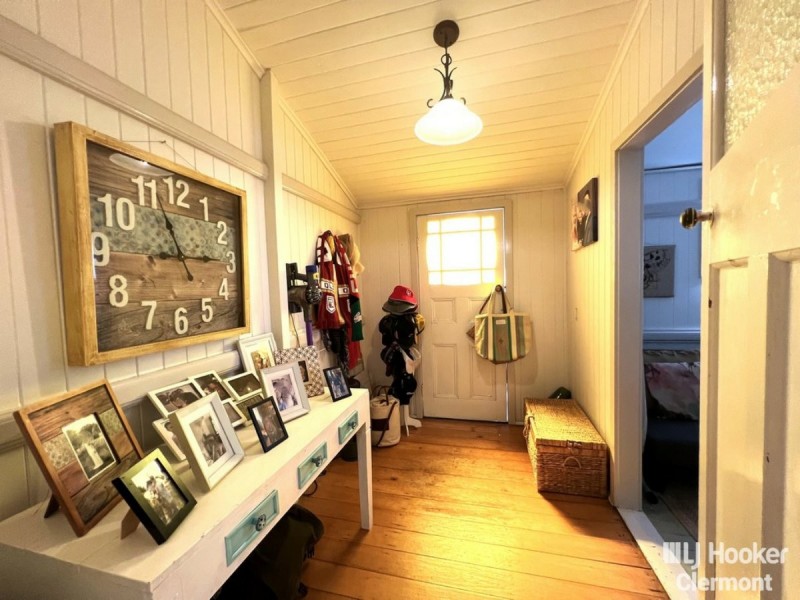 44 Mimosa Street, Clermont QLD 4721