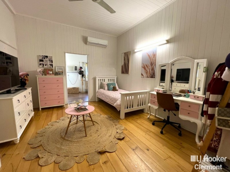 44 Mimosa Street, Clermont QLD 4721