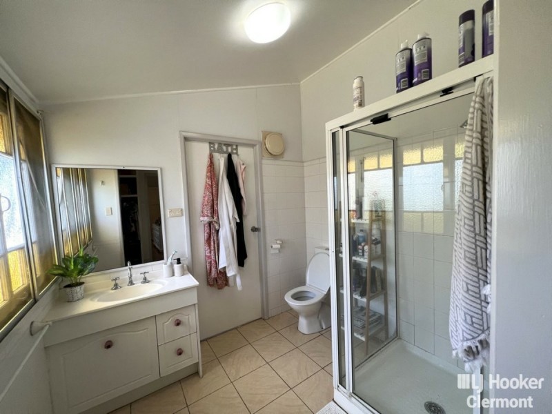 44 Mimosa Street, Clermont QLD 4721