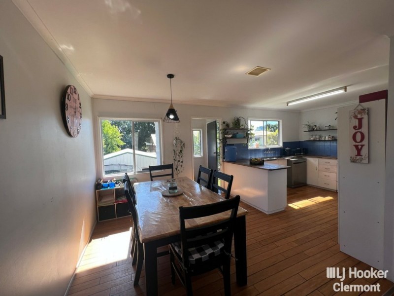 14 Douglass Street, Clermont QLD 4721