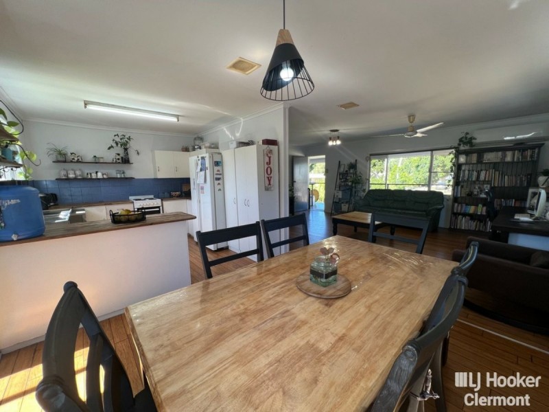14 Douglass Street, Clermont QLD 4721