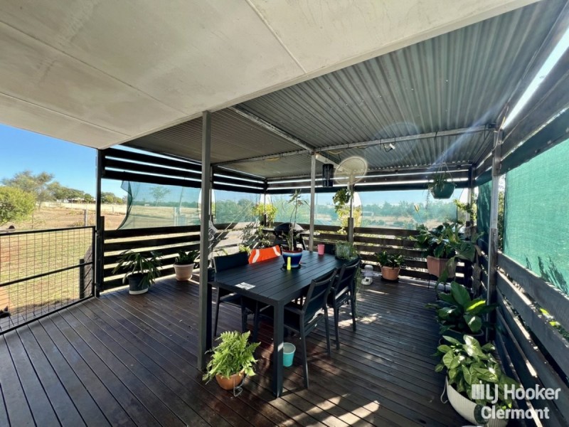 75 Melrose Drive, Clermont QLD 4721