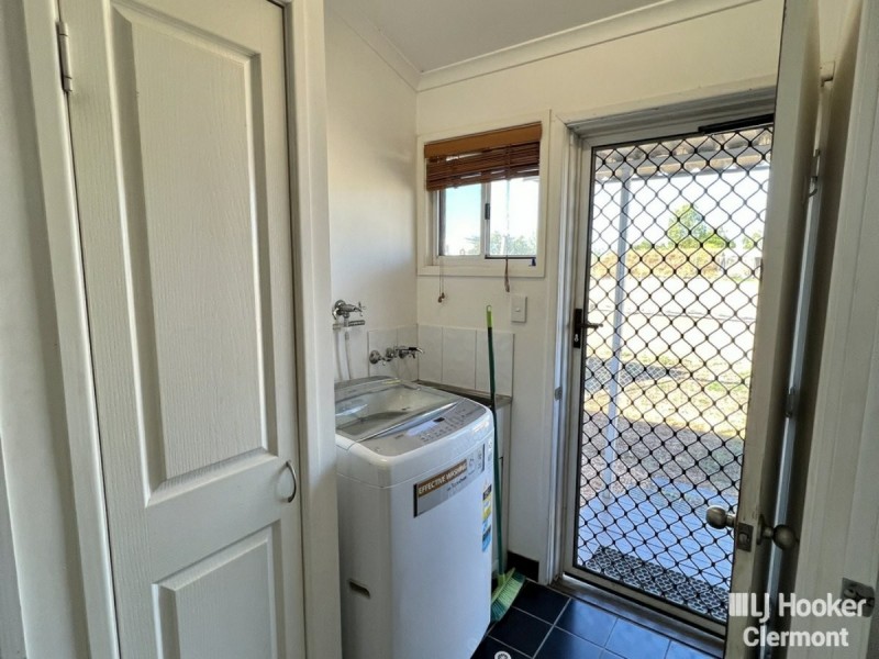 75 Melrose Drive, Clermont QLD 4721