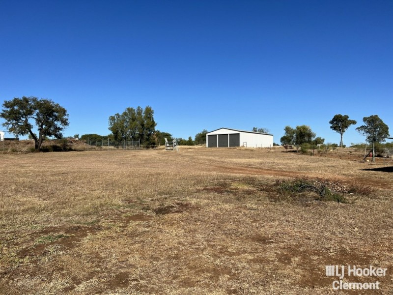 75 Melrose Drive, Clermont QLD 4721