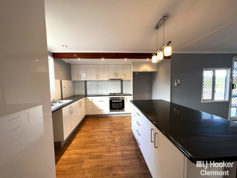 27 Haig Street, Clermont QLD 4721