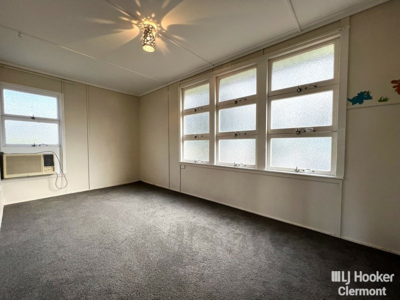 27 Haig Street, Clermont QLD 4721