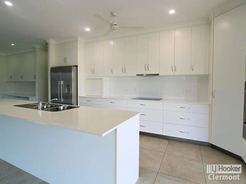 15 Appos Road, Clermont QLD 4721