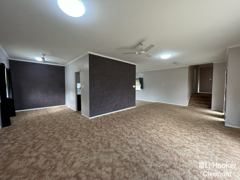 1 Derrett Court, Clermont QLD 4721