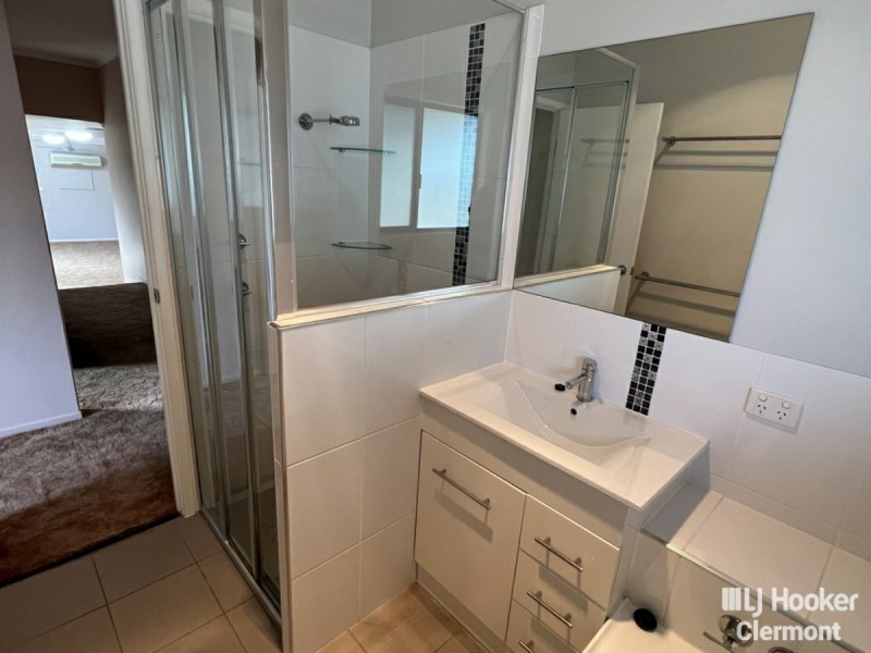 1 Derrett Court, Clermont QLD 4721
