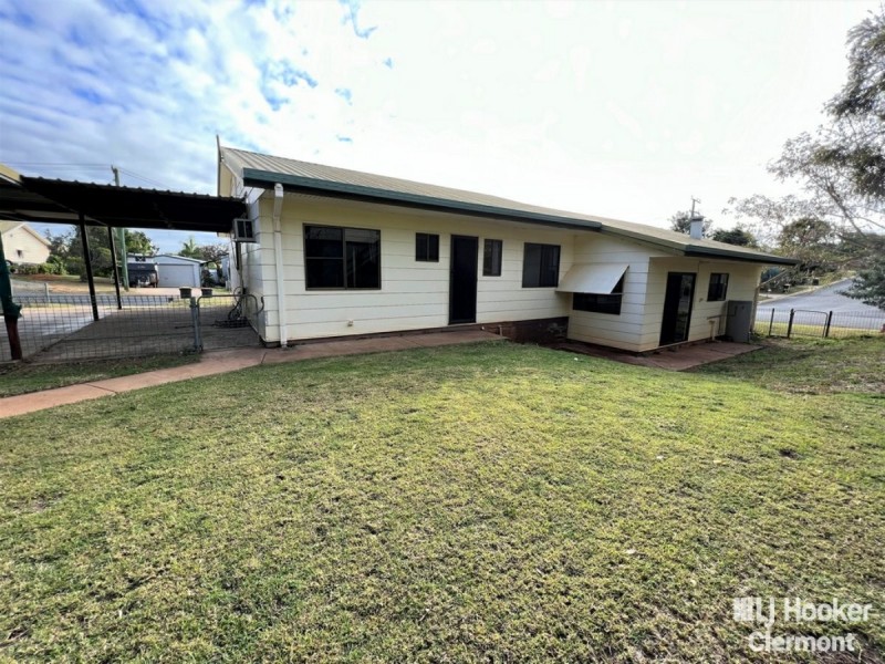 1 Derrett Court, Clermont QLD 4721