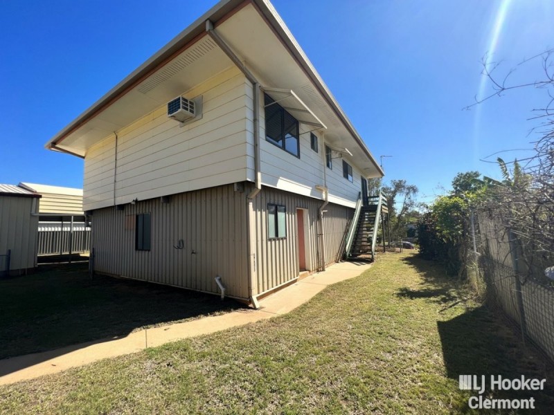 35 Blair Street, Clermont QLD 4721