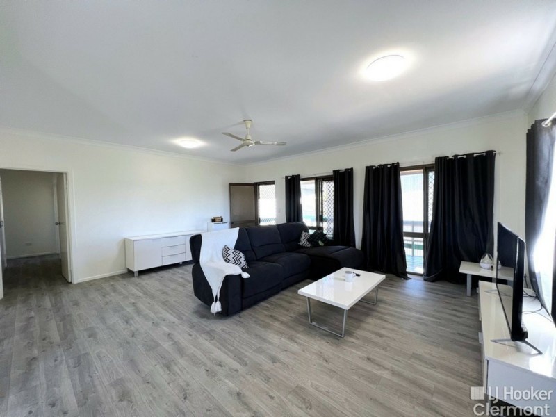 35 Blair Street, Clermont QLD 4721