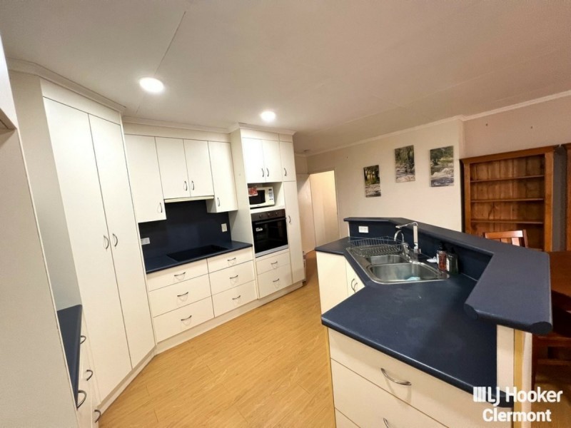 39 Haig Street, Clermont QLD 4721