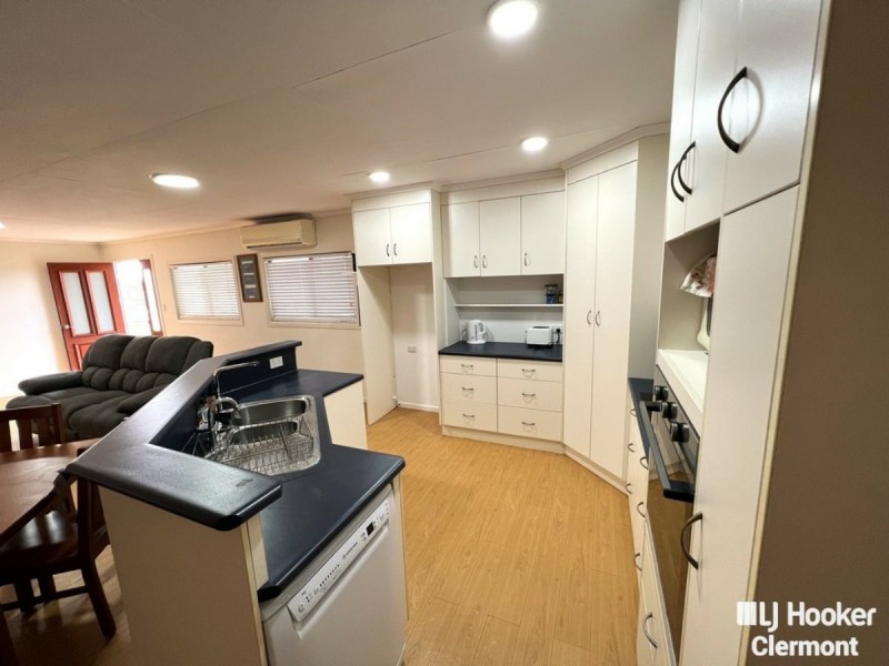 39 Haig Street, Clermont QLD 4721