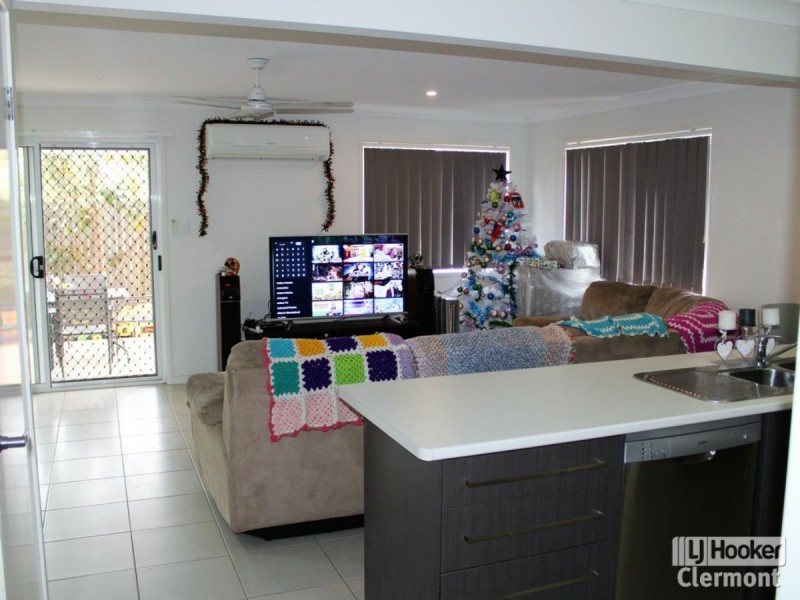 2/47 McDonald Flat Road, Clermont QLD 4721