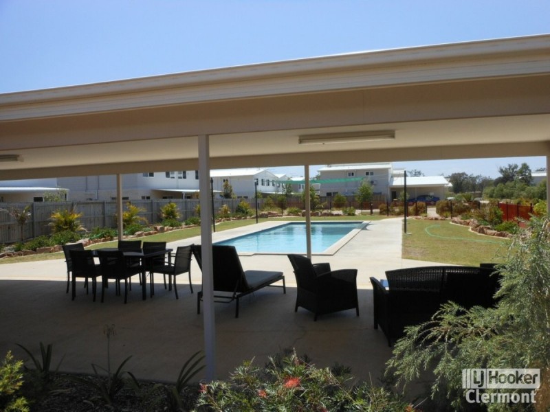 2/47 McDonald Flat Road, Clermont QLD 4721