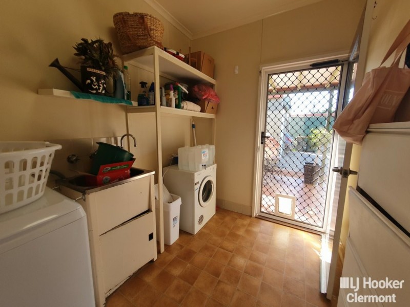 1 Lester Court, Clermont QLD 4721