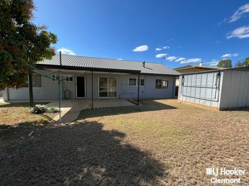 19 Athol Court, Clermont QLD 4721