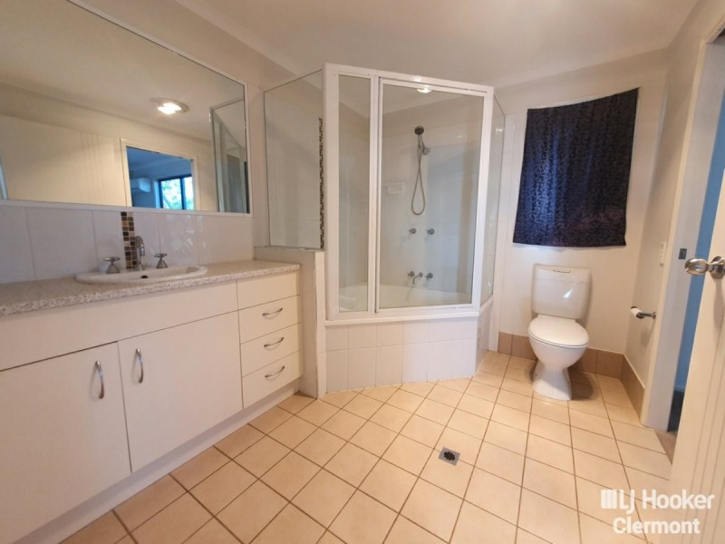 7 Cosgrove Court, Clermont QLD 4721