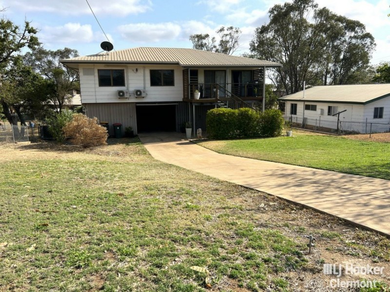 4 Blamey Street, Clermont QLD 4721