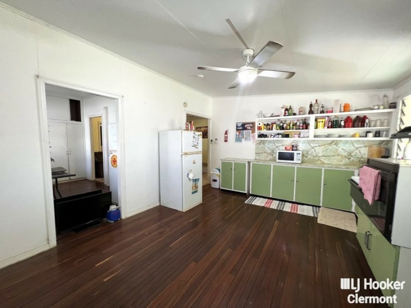 10 Sirius Street, Clermont QLD 4721