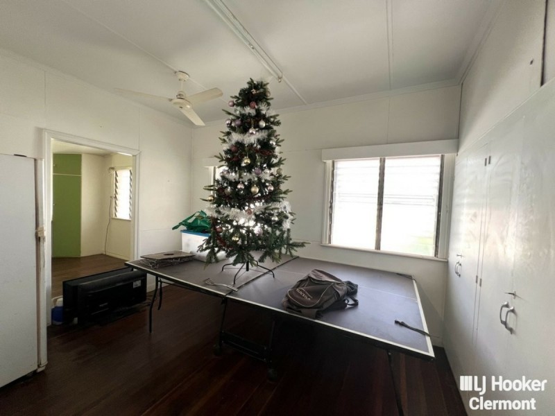 10 Sirius Street, Clermont QLD 4721