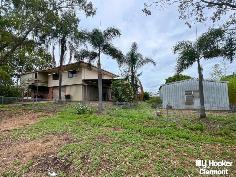 1 Carbine Court, Clermont QLD 4721