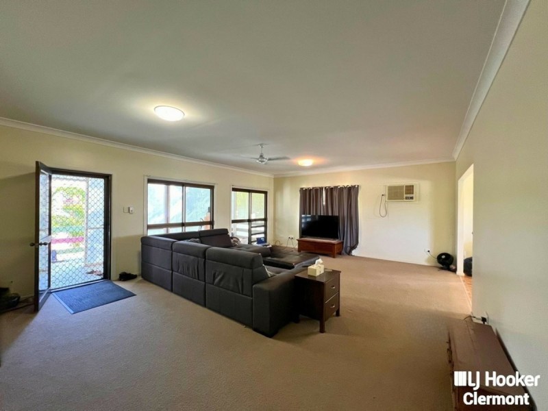 1 Carbine Court, Clermont QLD 4721