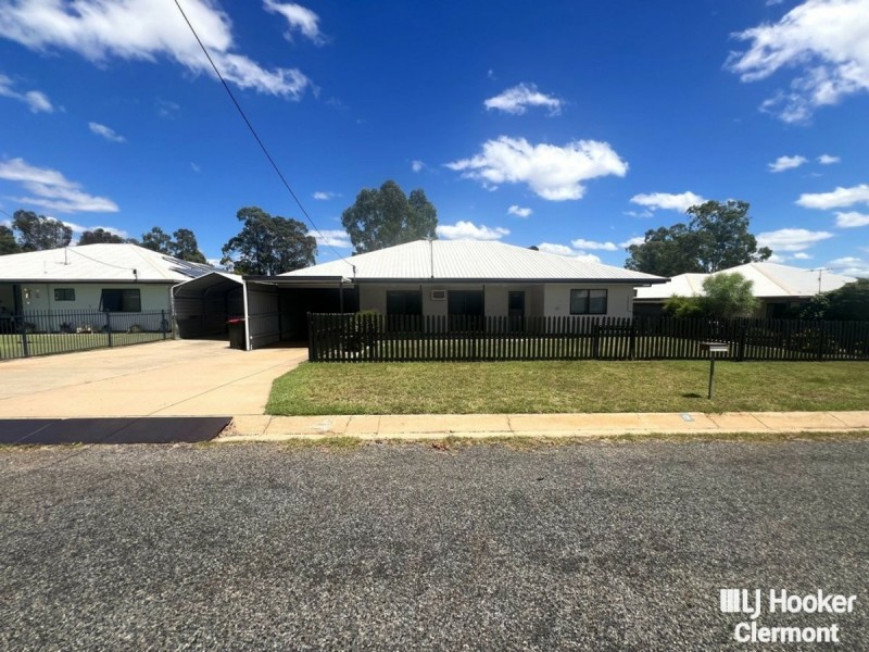 12 Carina Crescent, Clermont QLD 4721