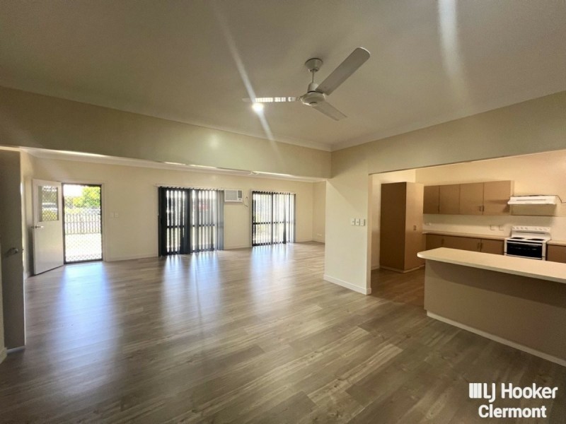 12 Carina Crescent, Clermont QLD 4721