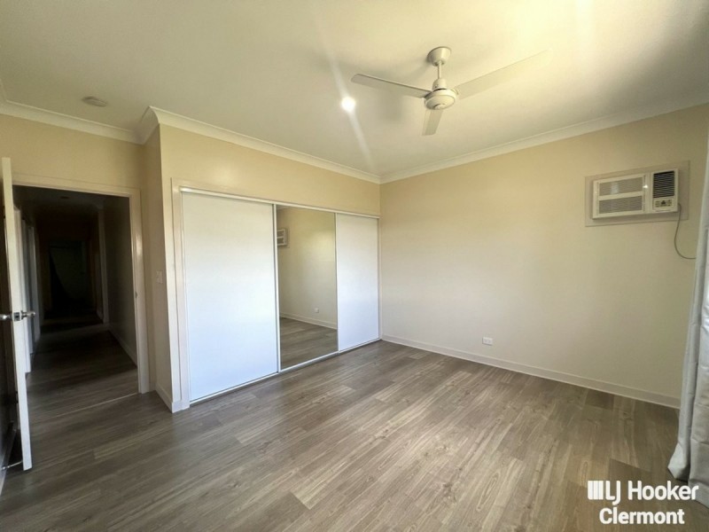 12 Carina Crescent, Clermont QLD 4721