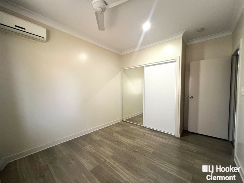 12 Carina Crescent, Clermont QLD 4721