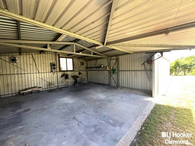 12 Carina Crescent, Clermont QLD 4721