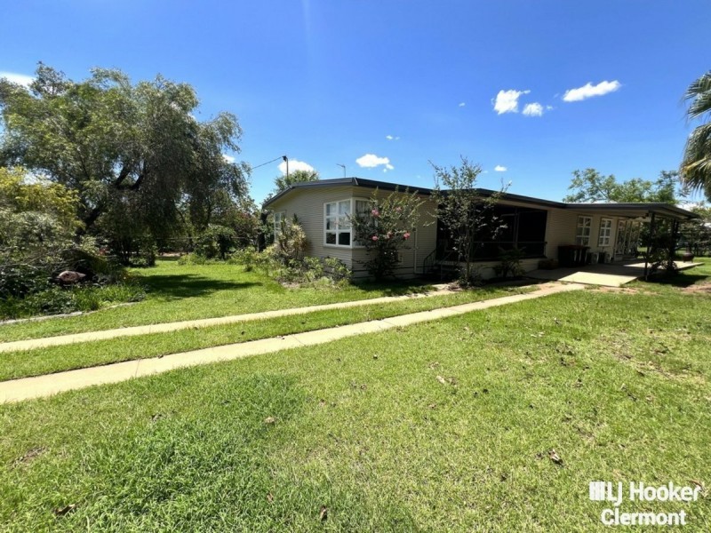 66 Box Street, Clermont QLD 4721
