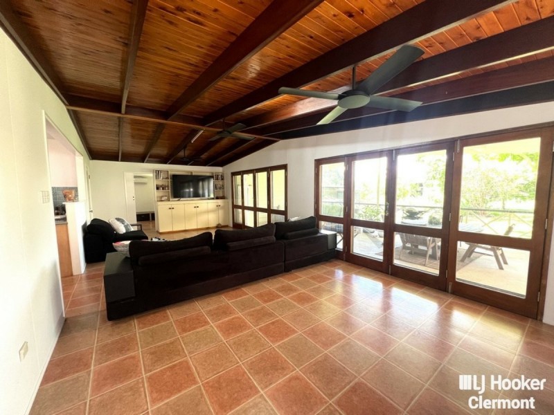 66 Box Street, Clermont QLD 4721