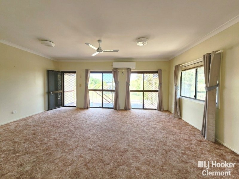 7 Karmoo Street, Clermont QLD 4721