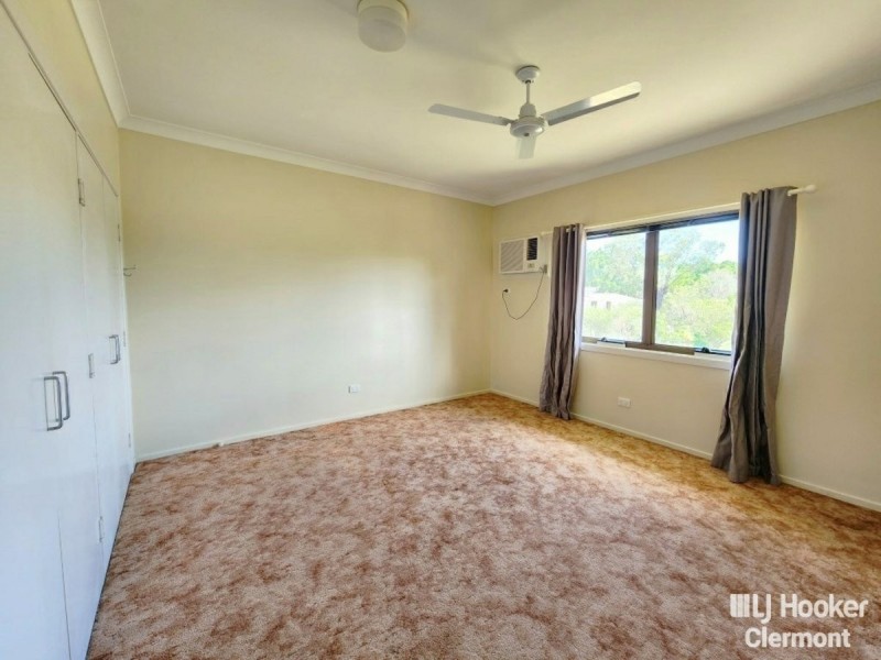 7 Karmoo Street, Clermont QLD 4721